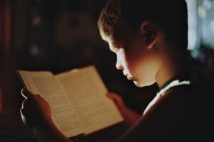 Jakie umiejętności są ważne w zawodach związanych z obsługą klienta